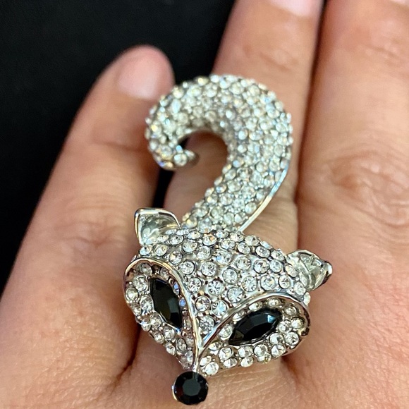 BN Sterling Silver Swarovski Racoon Ring - Picture 3 of 5